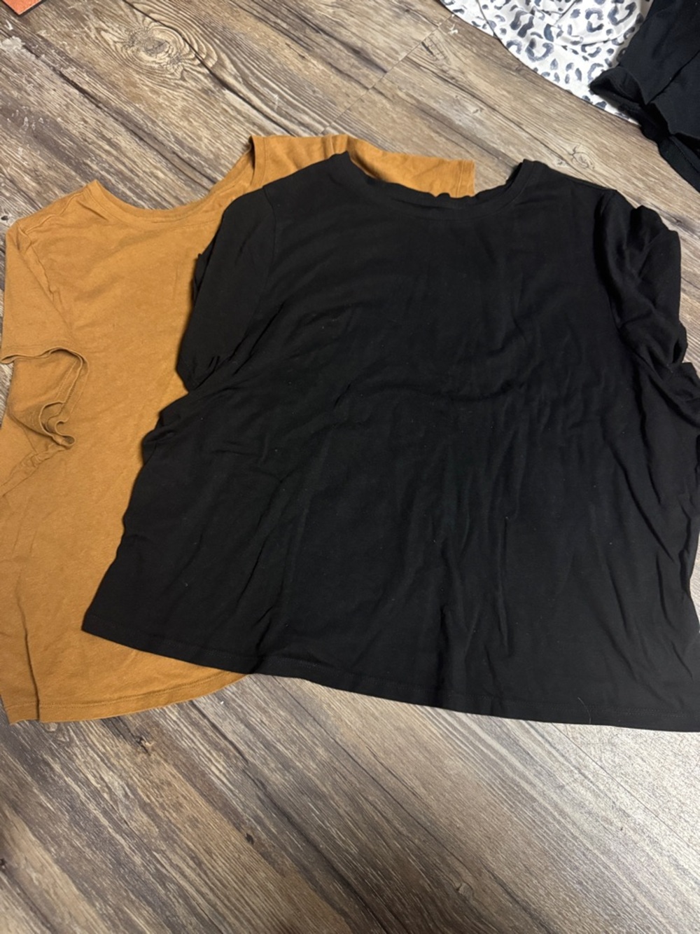 2 Old Navy Scoop Neck Short Sleeve Tops - Black & Mustard